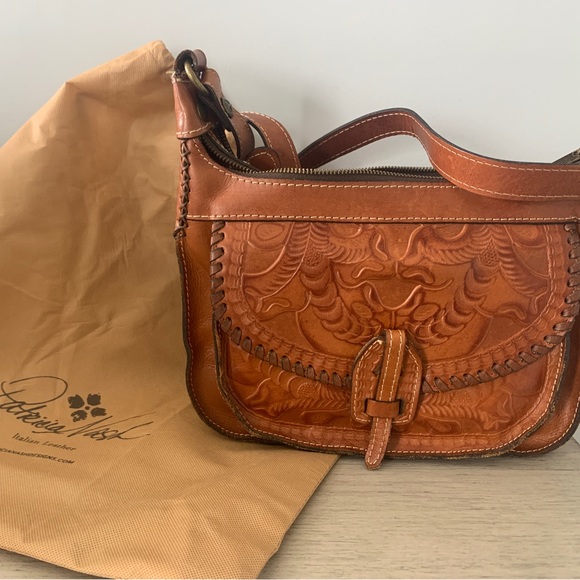 Patricia Nash Handbags - Patricia Nash Camila Double Zip crossbody bag